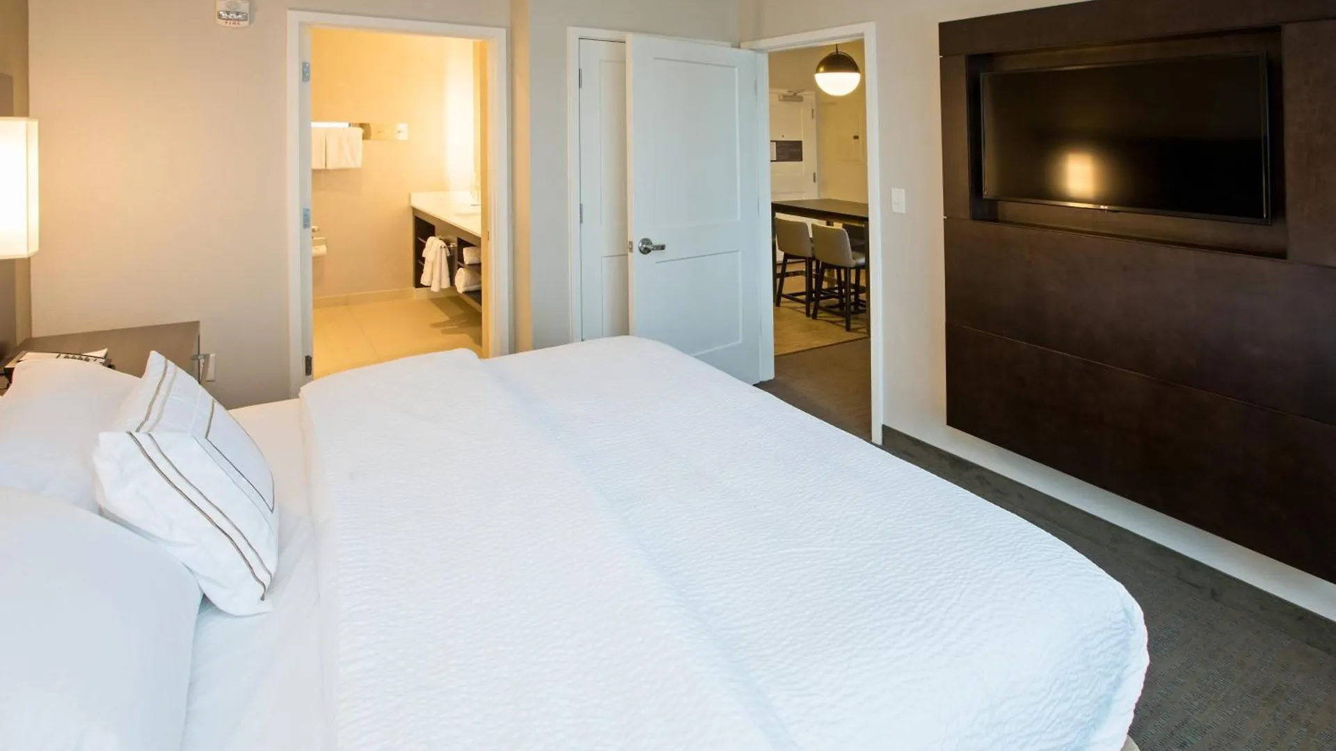 Residence Inn By Marriott Louisville East/Oxmoor Hotel